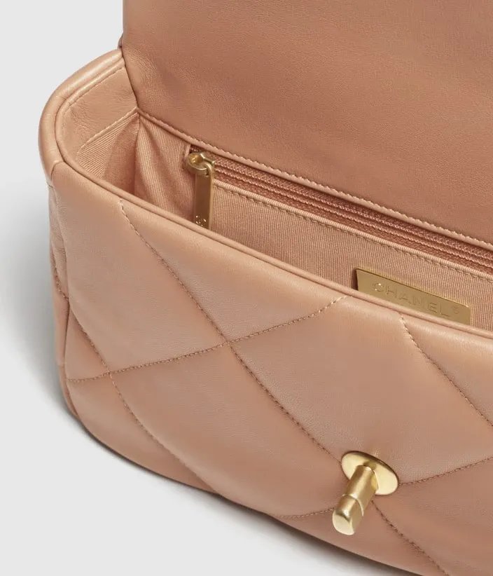 CHANEL 19 Handbag - Image 2