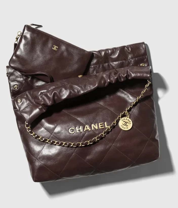 CHANEL 22 Handbag - Image 2