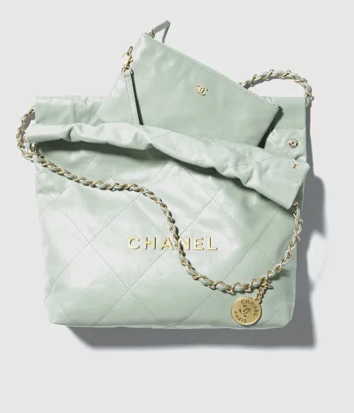 CHANEL 22 Small Handbag - Image 2