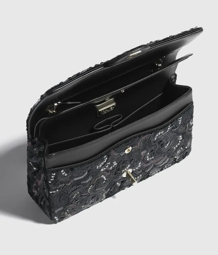 Classic 11.12 Handbag - Image 2