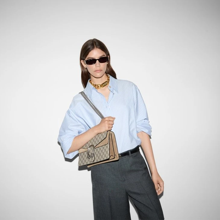 EMBOSS WITH INITIALS - Image 3