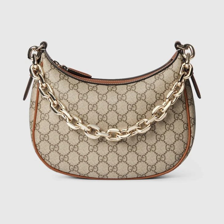 GG Emblem medium shoulder bag